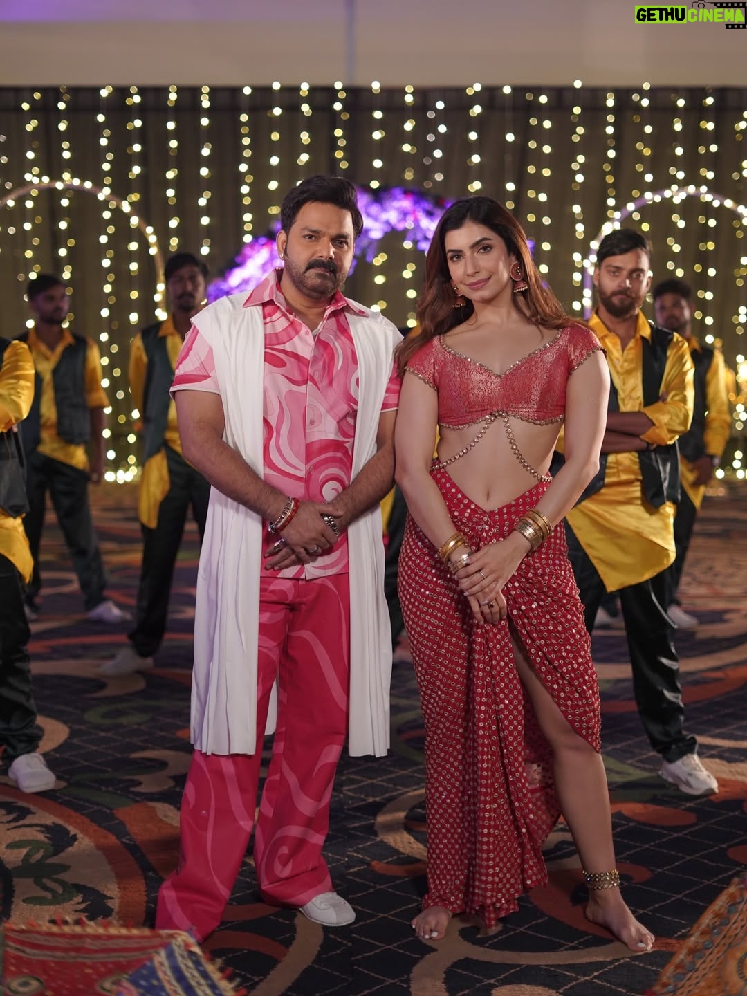 Simrithi Bathija - 2.2K Likes - From set to screen 💥
‘Right Sali Pe Ba Jija Ka’ is OUT NOW 
Did you watch it? Tell me your thoughts👇🏻 
 
It was my pleasure to share the screen with Power-star @singhpawan999 🌟 

.

.

.

@shabbir_ahmed9 
@tserieshamaarbhojpuri 
@shilpi_raj_personal 

.

.

.

#bhojpuri #itemsong #pawansingh999 #simrithibathija #bts