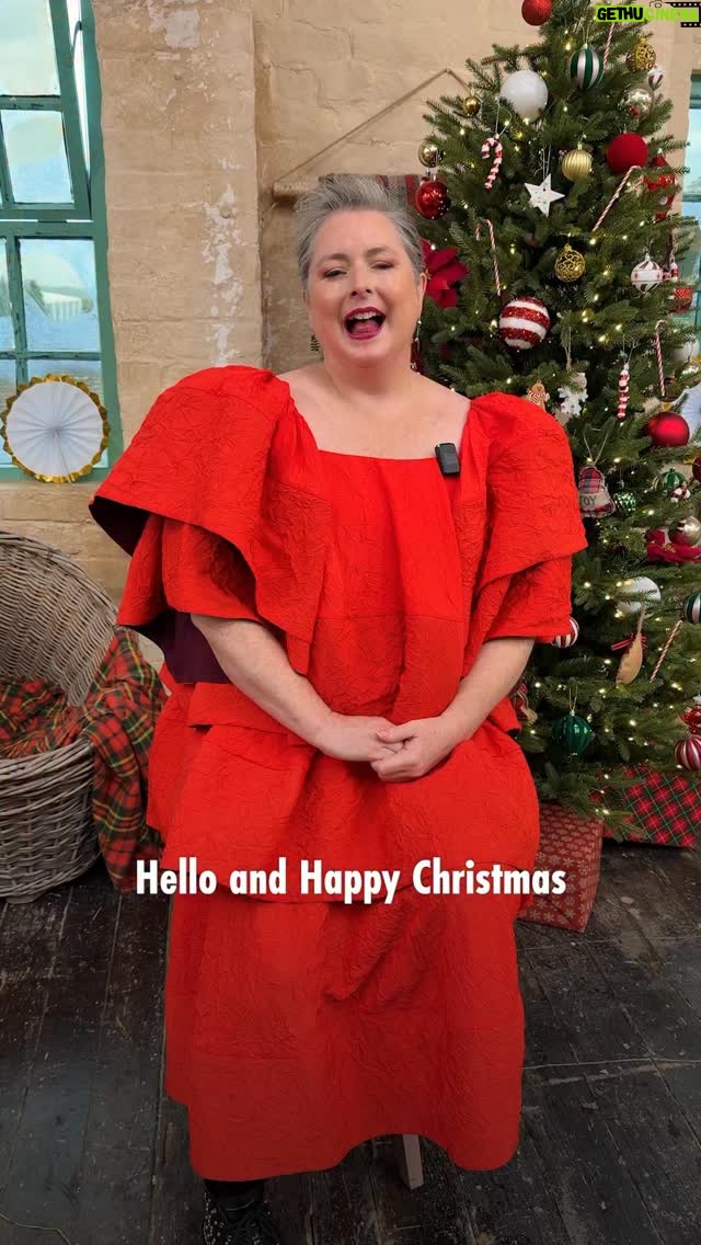 Siobhán McSweeney - 6K Likes - Siobhán’s Christmas message to you all.
