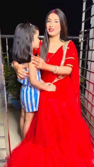 Sippy Mondal Instagram - Beti ki maaš
.
.
#reels #viral #truelines