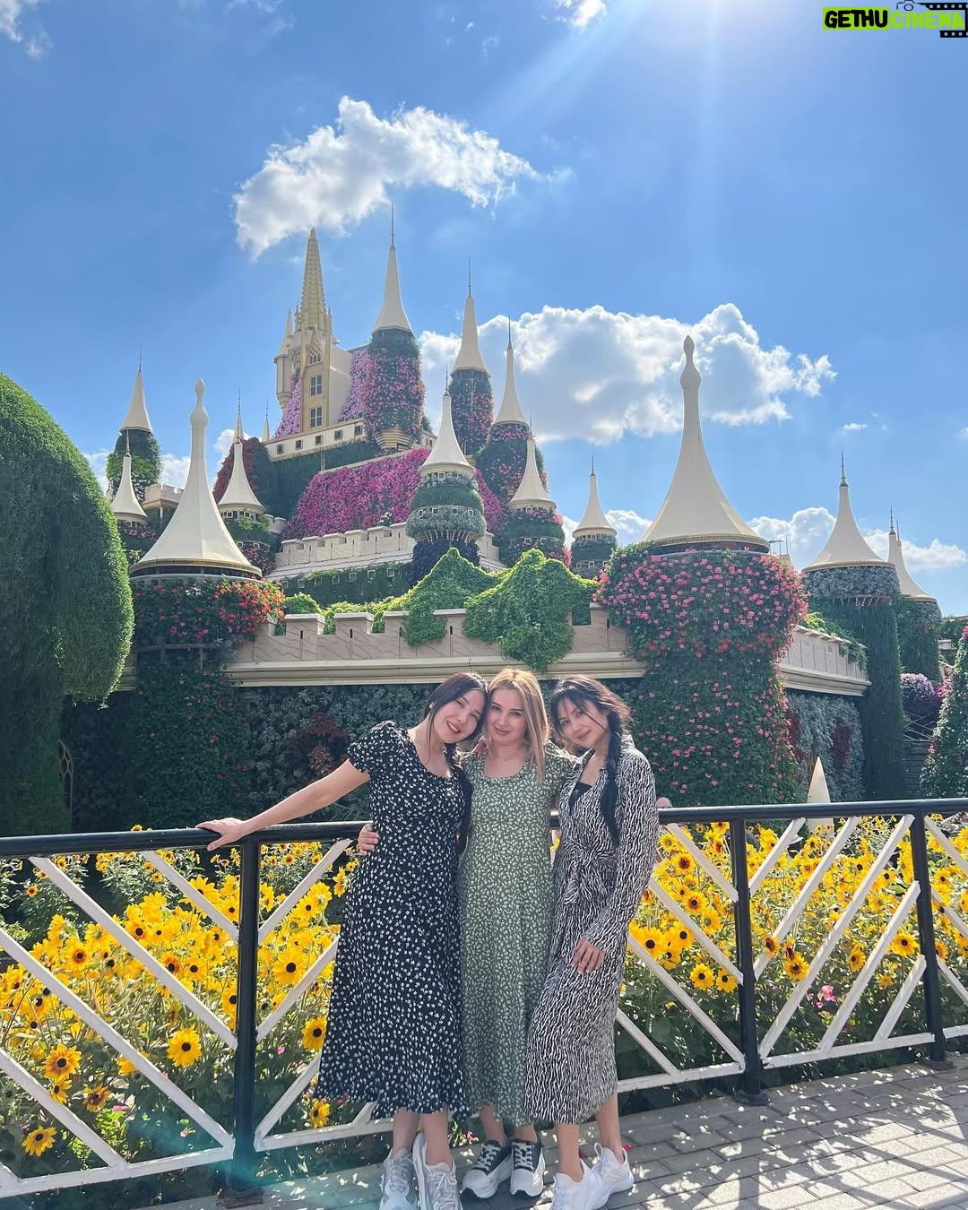 Sitora Alimjanova - 18.9K Likes - Miracle moments in miracle garden 🥰