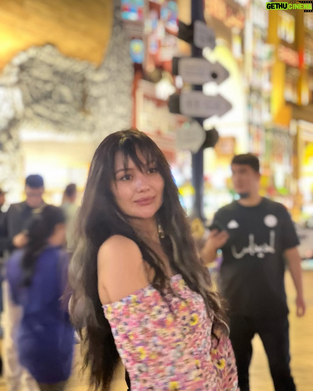 Sitora Alimjanova - 35.4K Likes - Moments🤪🌸