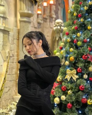 Sitora Alimjanova Instagram - Dekabr… novogodnee nastroenie 🥰🎄🎉