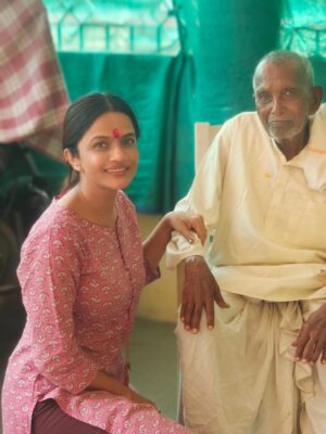 Siyaa Patil Instagram - माझे अण्णा 🤗🌍
