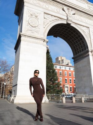 Smile Instagram - Main character energy, New York edition. Dress : @skims Shoe: @louisvuitton Sunglasses: @miumiu Glam : @mayoomagic Stylist : @hanlin_official 📸: @photo_tatianakatkova