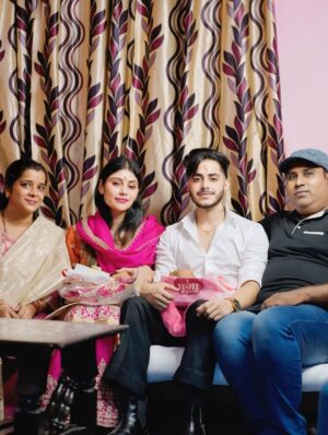 Smriti Rajput Instagram - Rokafied 🧿❤️ I will forever be there to laugh with you, to lift you up when you are down and to love you unconditionally through all our adventures in life together….I wanna make you smile whenever you’re sad. Carry you around when your arthritis is bad. All I wanna do is grow old with you blessed to have you in my life thnx you for coming in my life thkew for everything jaan 👩❤️💋👨🧿🫂I am the luckiest i know 😍No Nazar 🧿 Allowed #cute #trend #viral #love #adriti #couplegoal #wedding #rokafied #❤