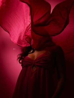 Sneha Jain Instagram - Life is a canvas, painted with the colors of my soul❤️
.
In Frame - @iam_snehajain ✨
.
Photography - @jaydodia95 📸