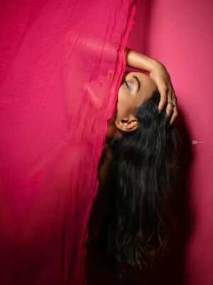 Sneha Jain Instagram - Life is a canvas, painted with the colors of my soul❤️
.
In Frame - @iam_snehajain ✨
.
Photography - @jaydodia95 📸