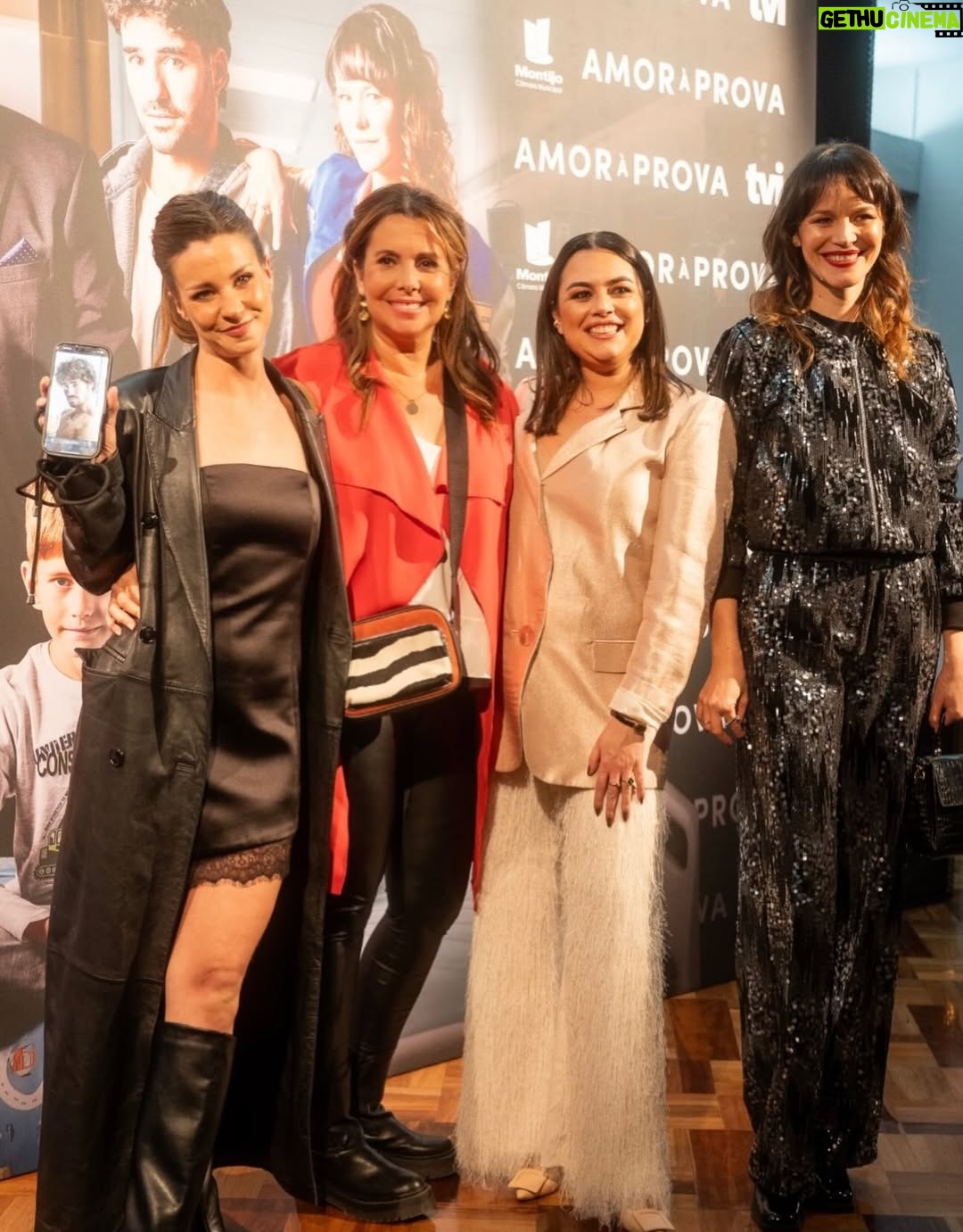 Sofia Grillo - 279 Likes - .
Ontem foi dia de apresentação do “ Amor à Prova” 🎬 na bela cidade do Montijo.
.
.
#amoraprova 
#amoraprovatvi 
#apresentacaoestreia
#montijo 
#gettoghether 

📷: @marianalokelani