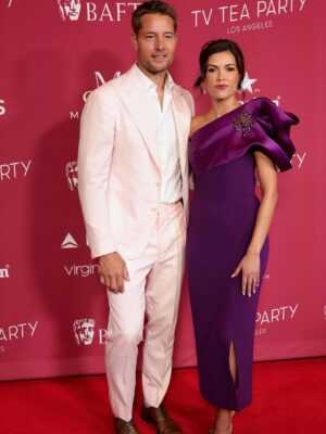 Sofia Pernas Instagram - Magical weekend with this hunk of a man. Thank you to all the lovely people who waved their wands and got us ready, and congratulations to all the winners!! 🤍🤎