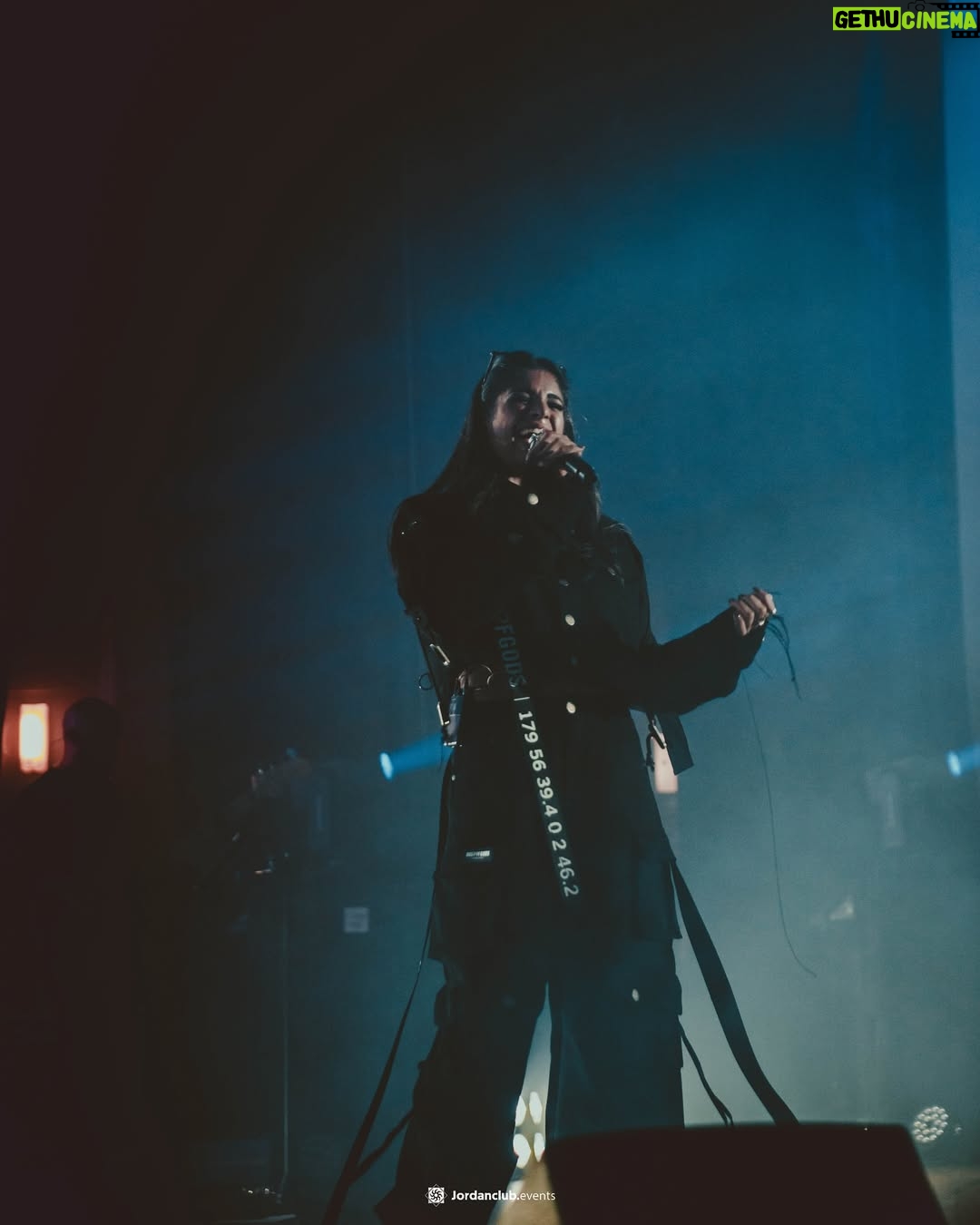 Sogand - 341.4K Likes - Thank you #köln 🖤. Luv u all
📸 : @mo_kashani