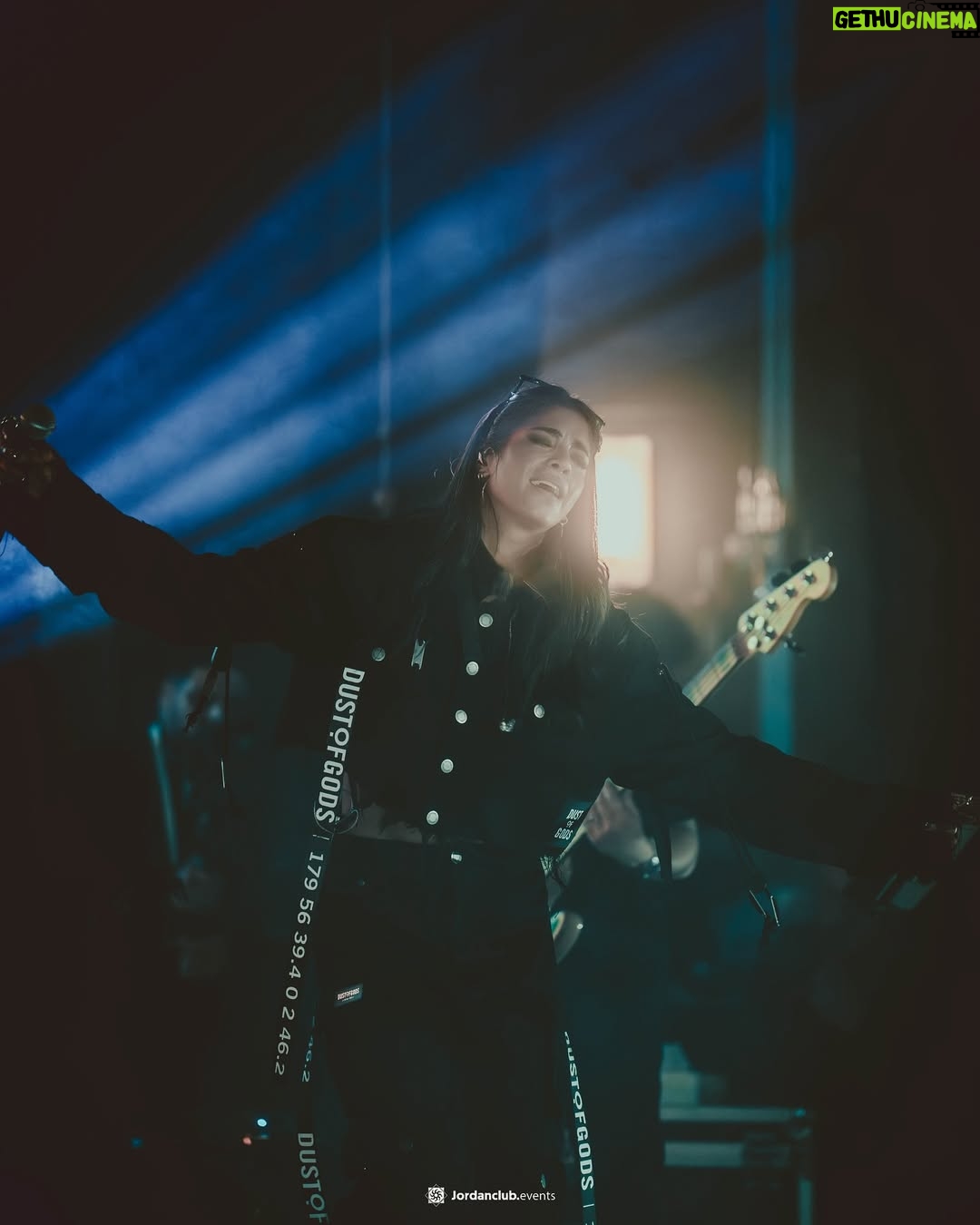 Sogand - 341.4K Likes - Thank you #köln 🖤. Luv u all
📸 : @mo_kashani