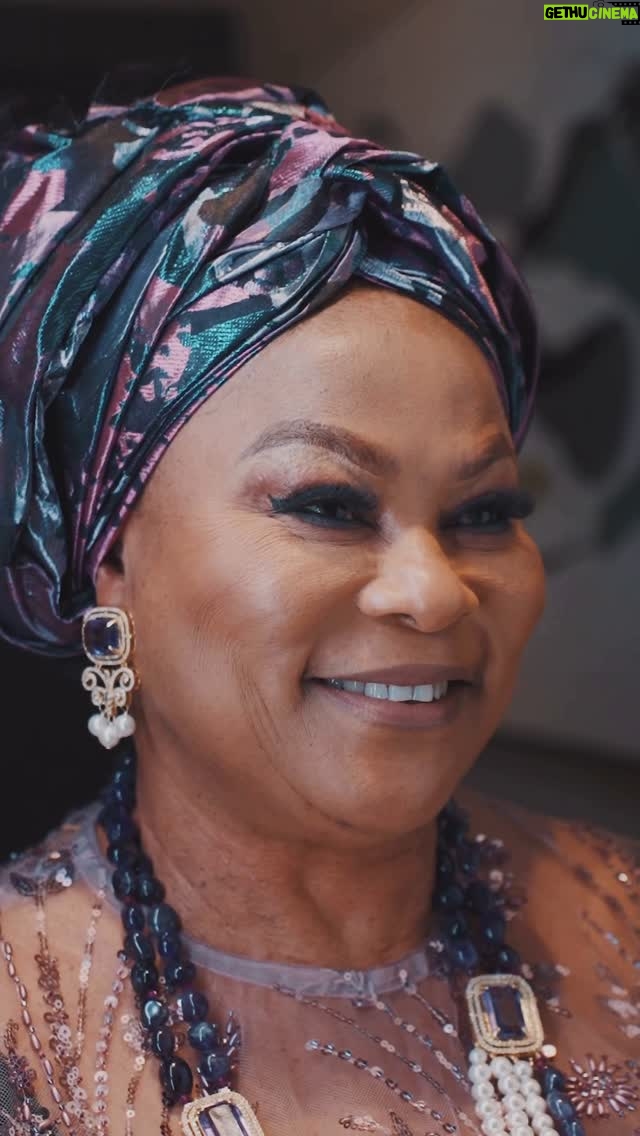 Sola Sobowale - 10.9K Likes - In honour of owanbe Saturdays 

Jewellery @gbengaartsmith 
🎥 @the.esiaga