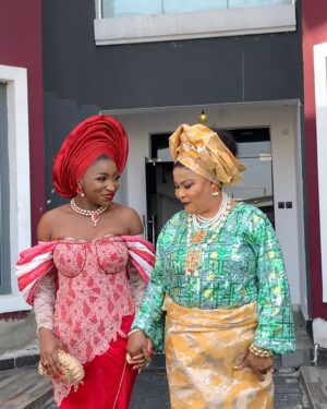 Sola Sobowale Instagram - My Women Crush Forever 🥰❤️❤️💃🏽
Regardless of what you people think,
My mummy @solasobowale and Aunty Motun  @realmercyaigbe love me still😜🤪❤️💃🏽💃🏽

#wcw #omowunmidada #adaomodaddy #pero #childofgrace #actor #womancrushwednesday