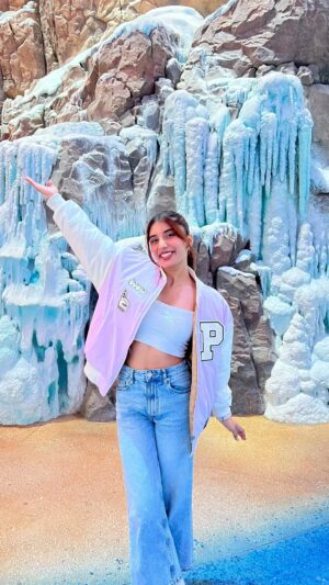 Somya Daundkar Instagram - What an incredible experience!♥️You can discover the beauty of @seaworldyasisland @yasisland , Abu Dhabi by booking your trip with @easemytrip.