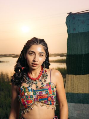 Sonam Pirani Instagram - What is home in 2025?
Is it where you were born⦠or where you finally learned to breathe?
Is it the country on your passport⦠or the people who still check if youāve eaten?
I come from a small, beautiful town that still smells like childhood and rain ā yet every time I go back, I feel like a guest in my own memories.
Iāve built a life miles away, chasing dreams that donāt speak my mother tongue anymore.
Maybe home isnāt a place you return to.
Maybe itās a feeling you spend your whole life trying to find again.
Shot by- @what.the.frame
Hair and makeup @makeover_by_dharmi
Outfit & shoes - @kalakari_bhuj