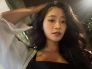 Actress Song Chae-yoon HD Photos and Wallpapers November 2025