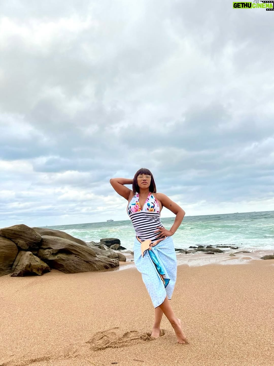 Sonia Mbele - 4.5K Likes - 🌊🩱🩴🐬