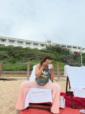 Sonia Mbele Instagram - Phew what a week…time for some sugar 🍧and downtime 🌊