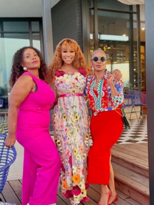 Sonia Mbele Instagram - 🩷❤️🧡💛💚🩵💙💜🖤🩶🤍🤎