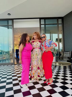 Sonia Mbele Instagram - 🩷❤️🧡💛💚🩵💙💜🖤🩶🤍🤎