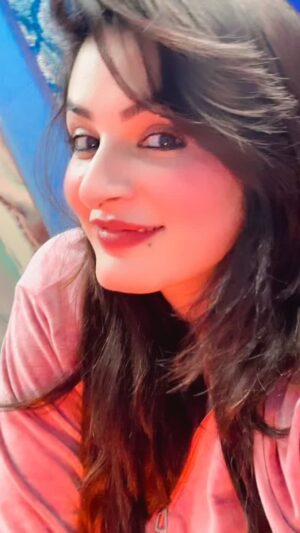 Sonia Thakur Instagram - #reelsinstagram #followforfollowback #trendingreels #videoviral #family