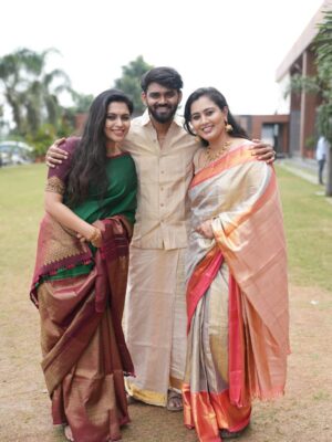 Sonu Gowda Instagram - Two souls. One spiritual promise.
Every meeting becomes a memory. 

A photo dump with my loved ones ♥️