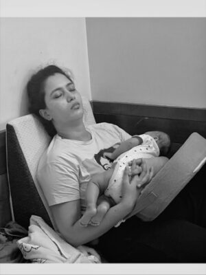 Sonu Gowda Instagram - Sometimes you don’t know what universe has in store, what it’s trying to say, but everything feels like a miracle.Four years ago, we lost someone dear —and on the very same day, a little bundle of joy, my dream, arrived. She’s been magic in human form.It was a natural delivery,her water bag broke in the morning, and by evening she was here. She didn’t cry when she was born, she just looked at everyone quietly, and after half an hour, she made her first little “huyyaaa” sound.The first three months, I was paranoid, constantly wondering if we were doing things right, if mom and daughter were okay, if I was capable enough. It was tough. Then came her little surprises — turning around for the first time on her parents’ wedding anniversary, Feb 18th.
On March 17th, we pierced her tiny ears.
On March 23rd, my birthday, we named her SHARADA.From calling her “Amma” first, to saying “Thatha” (her most favouritest), “Ammummummm” to my mom, and “Pop” to her dad — every word melted our hearts. At first, she didn’t know what to call me it was “ayeee bhaaa”… and now it’s “Maaaaaa baaaa”the sweetest sound in my world. 💖Those midnight cuddles, when she rolls over me and holds my hand tight, that’s the best feeling ever.All we wanted was for her to enjoy the little things, to experience travel, food, colors, sounds, and love. She loves singing and dancing,I still remember how she stole the show at our cousin’s wedding,dancing her heart out with pure excitement till the end. No toy lasts more than an hour — her favorite things are plates, bowls, and spoons. She loves running around the house, hitting them like little instruments.Every animal she sees is a “bow bow,” and whenever she spots God, she folds her tiny hands and says “Jai Jai.”Now she feeds me, and when I act angry or sad, she tries to make me laugh. I know I could write pages about her,never-ending stories of her little miracles. Our days are filled with a million tiny blessings — and today, my little sunshine turns ONE. All I ask is for your love and prayers for my Sharadha — my heart, my miracle, my everything. ♥️♥️♥️ 

Last video by @reflectionsbysupriya