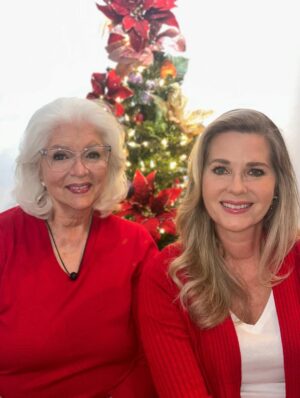 Sonya Smith Instagram - Deseándoles a todos una muy feliz Nochebuena y que tengan un hermoso día de Navidad!!!
Deseando que estén rodeados de sus seres queridos compartiendo en armonía. Que esta Navidad sea un momento de agradecimiento y de introspección donde demos gracias!!
Les mando un gran abrazo y mis mejores deseos. Los quiero mucho. Gracias por su apoyo y tanto cariño.!!🥂🎁🤗🥂🎁🤗🥂🎁🤗