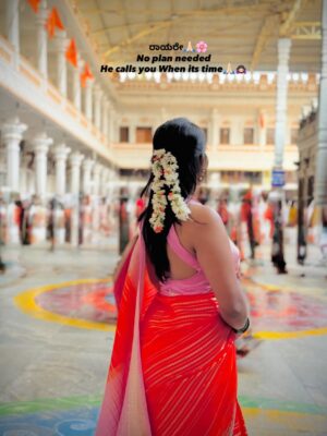 Sowmya Vivek Instagram - ರಾಯರೇ🙏🏻🌸🙇🏻‍♀️

#mantralaya #rayaru