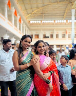 Sowmya Vivek Instagram - Ninagenu Naanu Needalee🧿🫶🏻❤️ 
Song says everything🥹🫂

#viral #trending #bestie