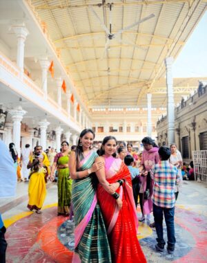 Sowmya Vivek Instagram - Ninagenu Naanu Needalee🧿🫶🏻❤️ 
Song says everything🥹🫂

#viral #trending #bestie