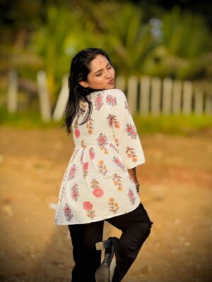 Sowmya Vivek Instagram - Muddu henninalli🥀🤍