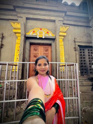 Sowmya Vivek Instagram - ರಾಯರೇ🙏🏻🌸🙇🏻‍♀️

#mantralaya #rayaru