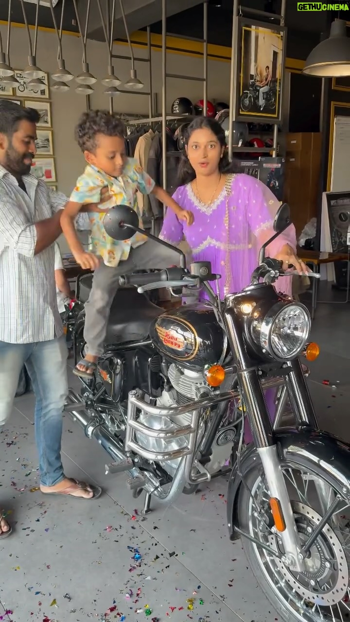 Sravani Varma Samanthapudi - 51K Likes - 🙏🏻The Royal Leader of Vizianagaram 👑 —King Ashok Gajapathi Raju Garu 🙏🏻
🏍️ 🏍️ 🏍️ 
Congratulations ayyappa 😁