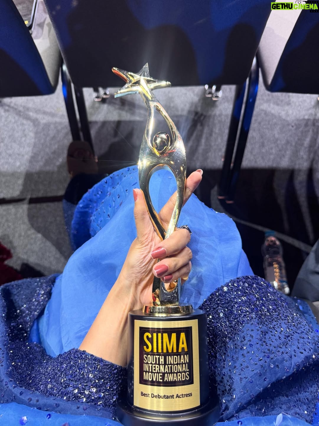 Sri Gouri Priya - 131.9K Likes - Firsts are always special, they say!
My first SIIMA for my debut feature film in Tamizh - Lover!🥰
Receiving this Best debutante award has truly been a wonderful yet a humbling experience!
Big big thanks to God, universe, my parents, friends, well wishers, the makers and the co- actors of Lover, audience and to CINEMA!❤️
Thank you to the entire team of @siimawards ❤️

Styled by - @raji.raaga09 😘
Outfit - @varunchakkilam 
Hair and Make up - @nihals_hairandbeautysalon 
Accessories - @the_jewel_gallery 
Shot by - @bickibossstudio