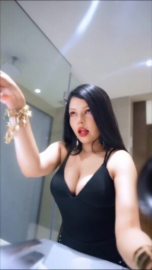 Srish Shukla Instagram - ą¤okainaš„µ
#sriiishh #srishshukla #trending #trendingreels