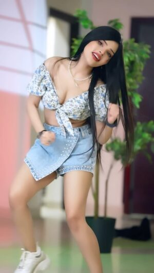 Srish Shukla Instagram - Soni Sonišøš¼š„°
#sriiishh #srishshukla #trending #trendingreels