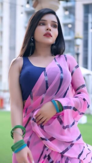 Srish Shukla Instagram - Gulaabi Sareeš
#sriiishh #srishshukla #trending #trendingreels