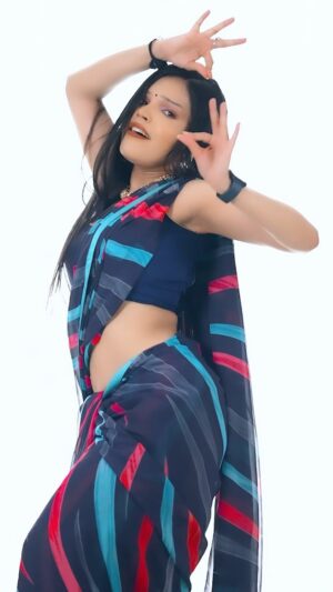 Srish Shukla Instagram - Gham mein soye hainš„
#sriiishh #srishshukla #trendingreels #trending