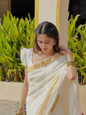 Srushti Ambavale Instagram - He said ‘ Want to see puran poli in idli sambar’🤍