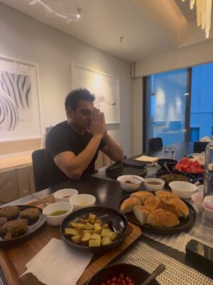 Sshura Khan Instagram - Happy Birthday Big Brother to Sipaara 🤗🧡 @iamarhaankhan 

#bestesthuman