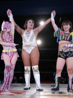 Starlight Kid Instagram - 2026年試合始め🐯❤️‍🔥
⁡
赤のベルトを巻いて、マスクウーマンの私がスターダムの顔になるんだ。

マスクウーマンが団体の顔になる…
史上初？😏
⁡
#SLK
#スターライトキッド
#NEOGENESIS
#スターダム
#STARDOM