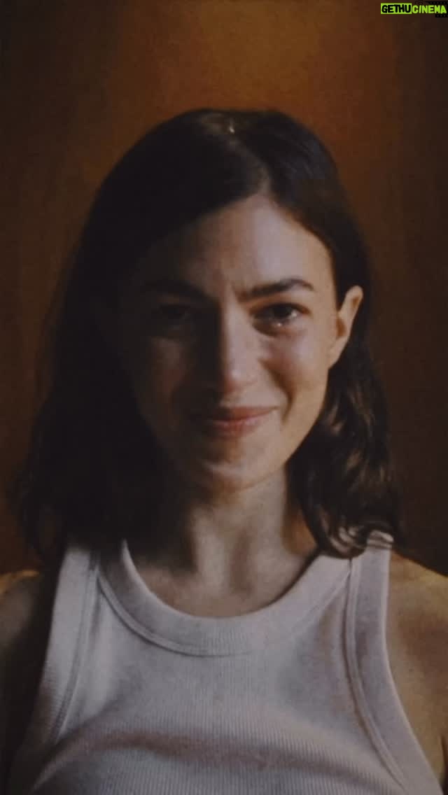 Stefanía Roitman - 3 Likes - EPISODIO 4 / ¿FINAL? ¿COMIENZO?

“But in the end… it makes us”.

Idea creativa: @stefroitman 
Protagonista: Stef Roitman
Dirección: @agusnavarrocine 
Post producción: Agus Navarro
Guion: @agusnavarrocine @sollevinton 
Cámara: @maderoagustin