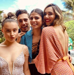 Stephania Duque Instagram - Como aquí ya lo habías hecho con todos, te fuiste a enamorar angelitos @alejavillafane ❤️