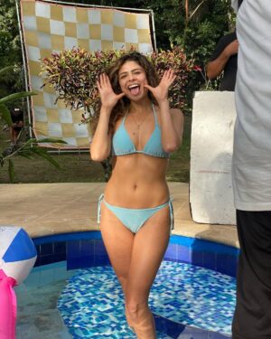 Stephania Duque Instagram - Hola 😋
📸 @joselombana