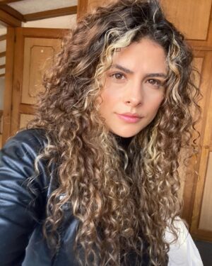 Stephania Duque Instagram - Esta foto es porque me gustó como me quedó el pelo ayer ☺️
