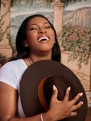 Stephanie Okereke Linus Instagram - Yesterday reminded me how blessed I am to be surrounded by so much love, kindness, and support.
Every message, call, and prayer touched my heart deeply.
As I step into this new chapter with gratitude and courage, I wish the same for you too 😎: more joy, more love, and more breakthroughs on your journey.
The best is yet to come for all of us! Thank you, and may God bless you always 🙏🏽🙏🏽🙏🏽
#birthdaybliss