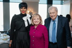 Stephanie Okereke Linus Instagram - Good morning Lovelies,
I am beyond humbled and exhilarated to announce that I have been awarded the prestigious Lennox K. Black International Prize for Excellence in Medicine by Thomas Jefferson University. This honour is not only a recognition of my journey but a celebration of our collective efforts in activism and making a tangible social impact. It’s a reminder that together, we can confront challenges, spark significant changes, and heal communities. This award belongs to each of you who has supported, believed, and walked this path with me. Let’s continue to use our voices and actions to improve society. A heartfelt thank you to Thomas Jefferson University @jeffersonuniv for this incredible recognition. Thank you for empowering this journey. #ChangeMakers #StephanieLinus #LennoxKBlackPrize
#ExcellenceInMedicine #SocialImpact #Activism #ChangeMakers #GlobalHealth #Empowerment #togetherwecan