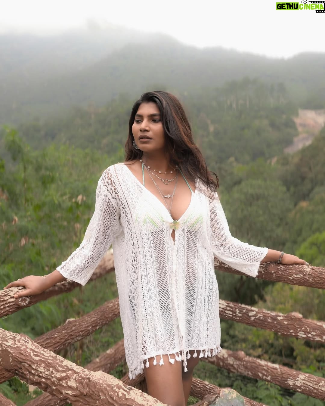 Stephina Alex - 7.3K Likes - Where the wild things are (It’s me, I’m the wild thing!)🔥