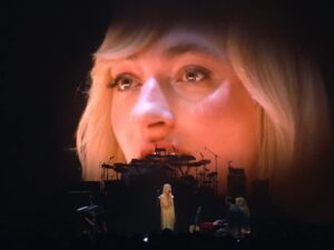 Stien den Hollander Instagram - ‘Paris Texas’ live in de Ziggodome nu op youtube x
